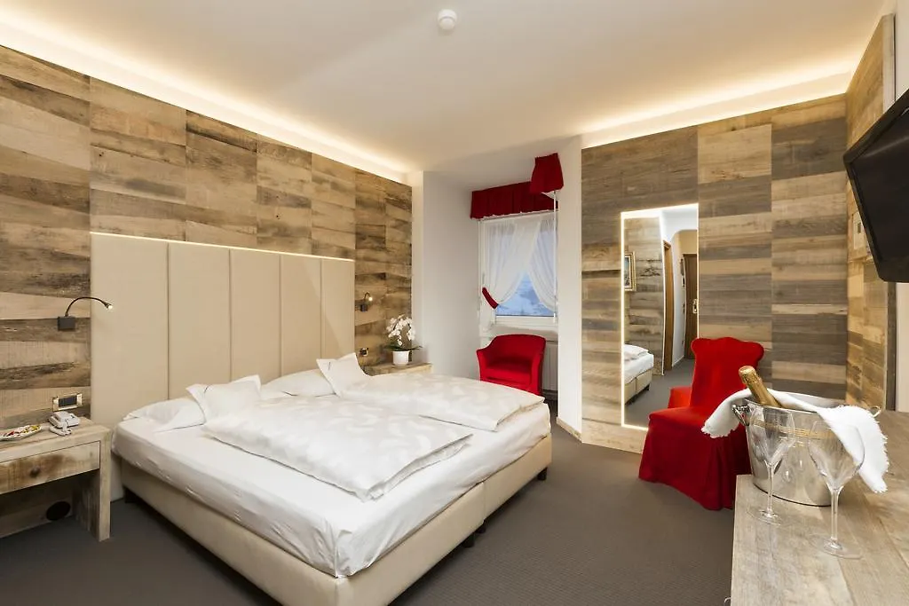 Sporthotel Arabba 4*,