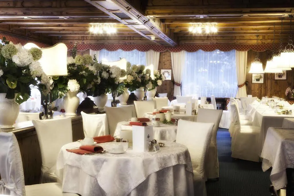 Sporthotel Arabba 4*,  Italien